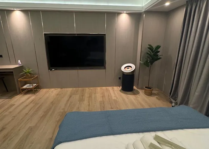 Venice Luxe Stay, Type, King Bed, 65 Tv-netflix 40平方四人公寓 厨具齐全3 Guests Only Apartment